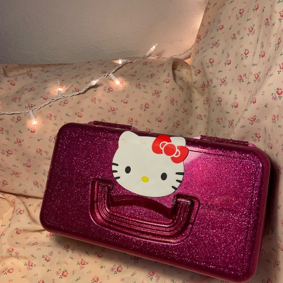 HelloKitty Makeup organizer - Picture 2 of 6